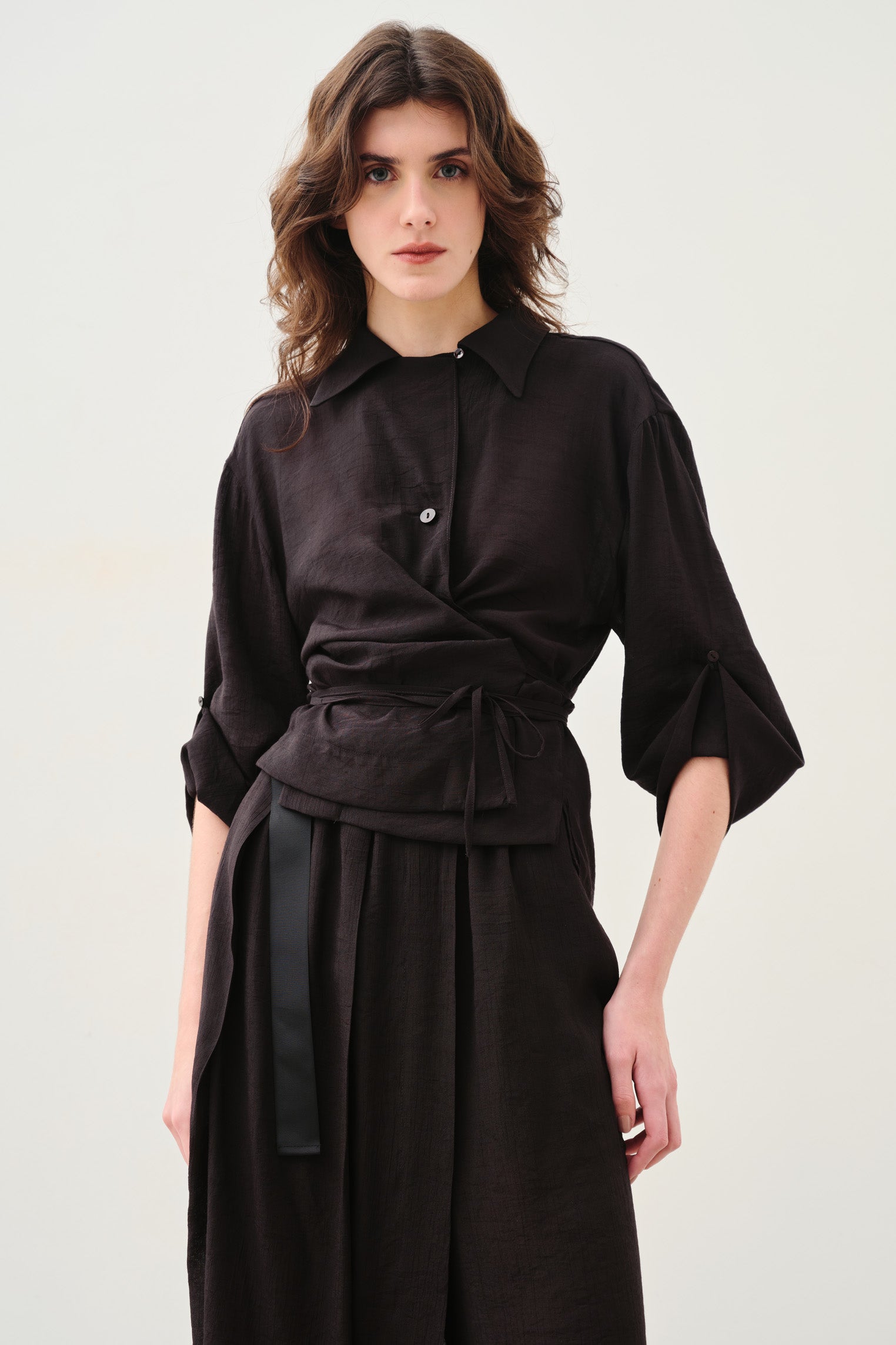 Camisa Iole Preto – Olá Yulia