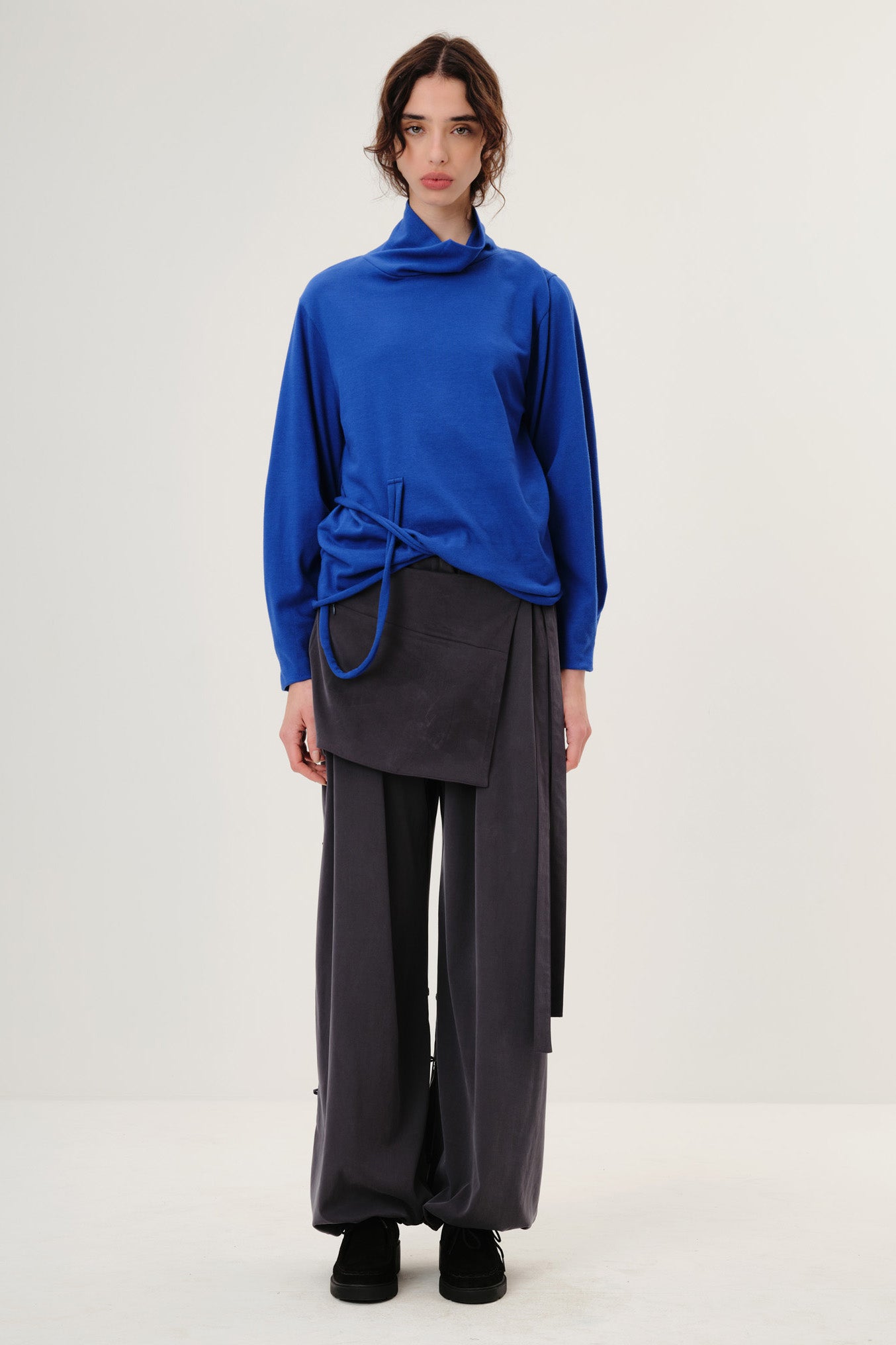 Blusa Anton Cobalto