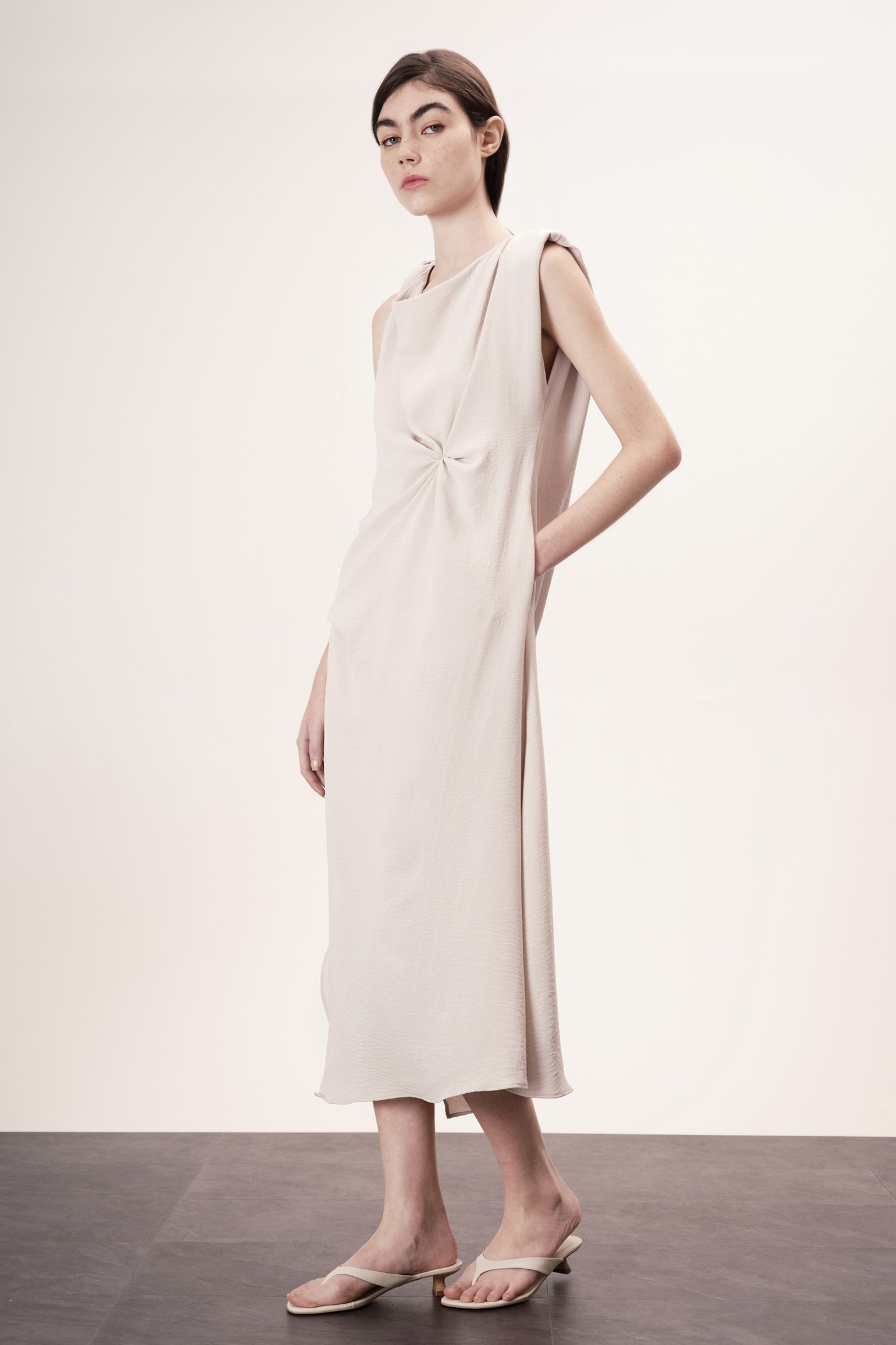 Vestido Iole Areia