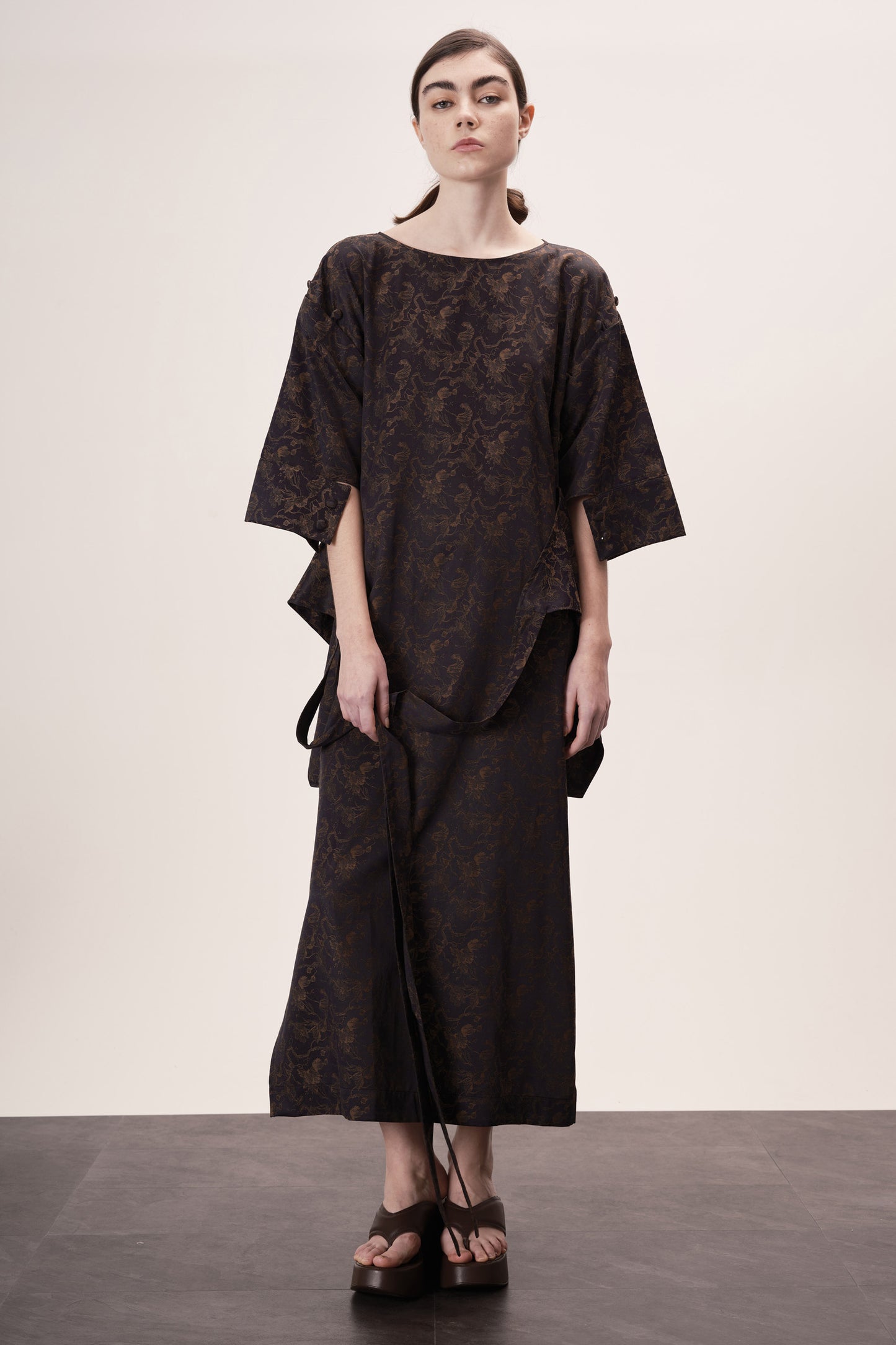 Vestido Hanbok Ônix