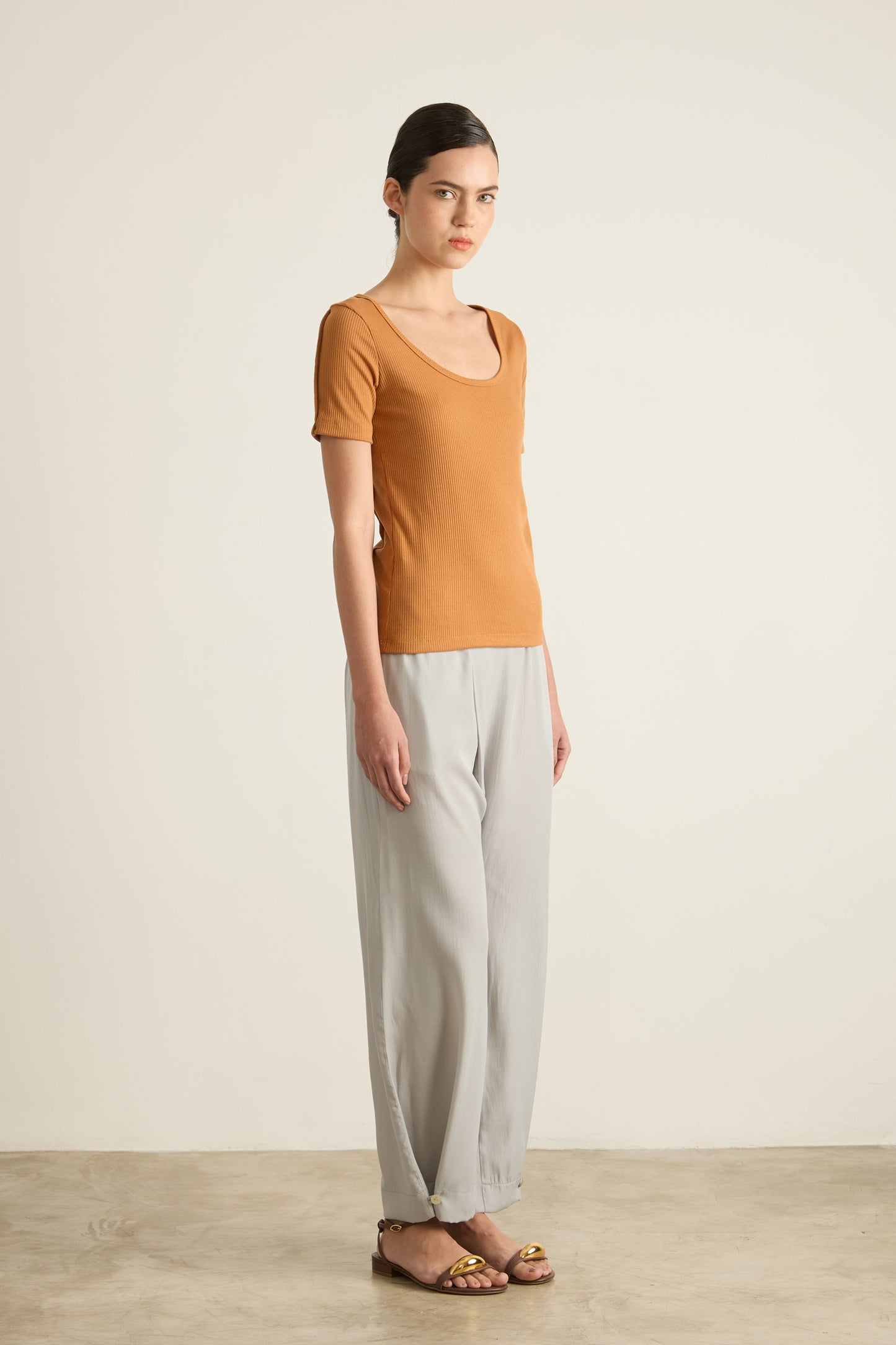 Camiseta Basic Caramelo