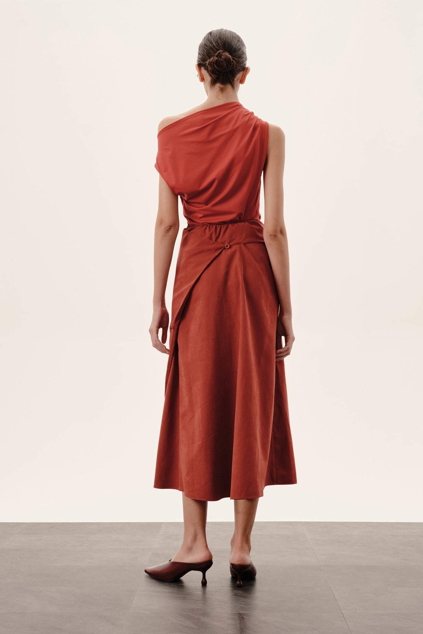 Saia Namsan Vermelho