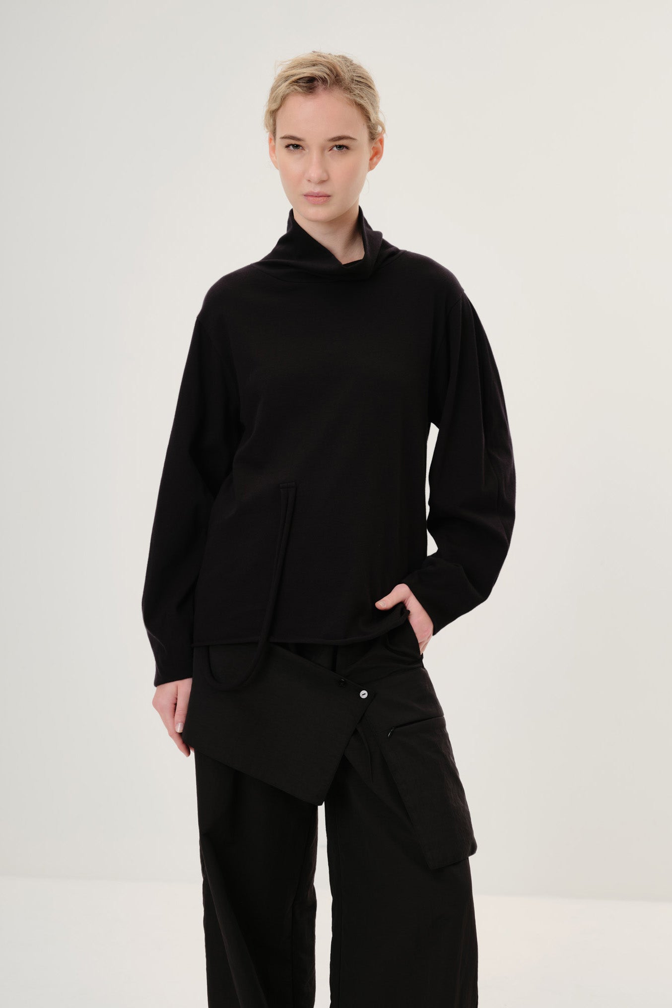 Blusa Anton Preto