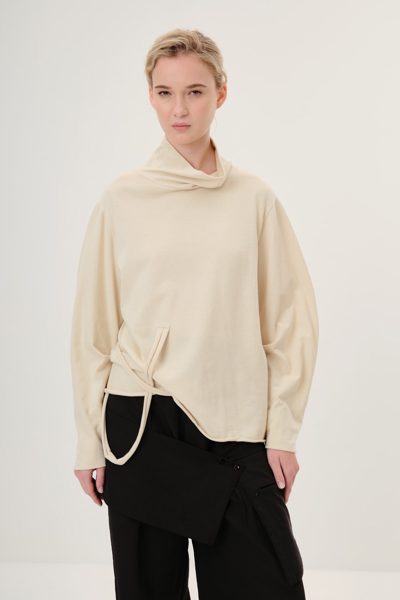 Blusa Anton Areia