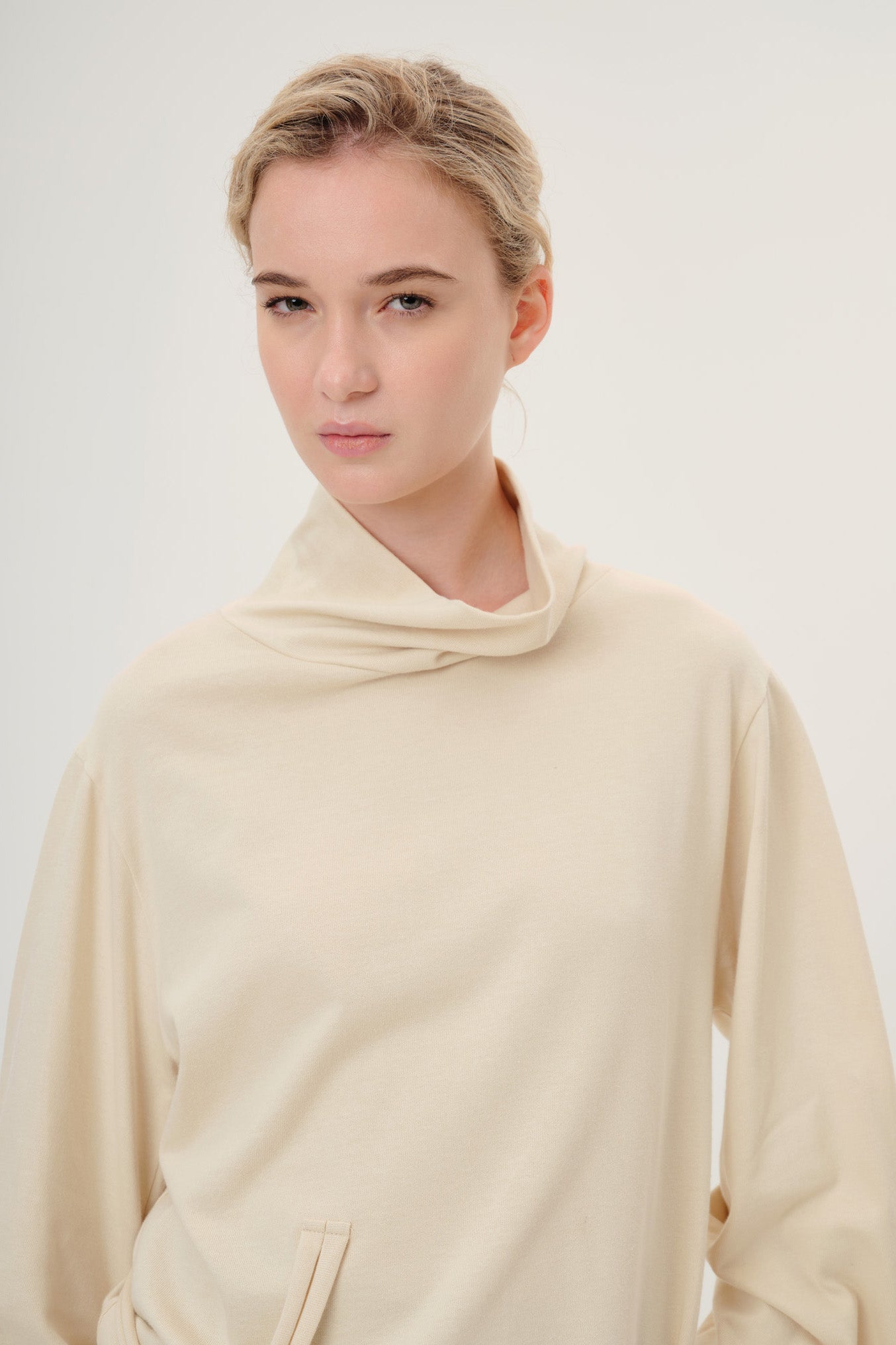 Blusa Anton Areia