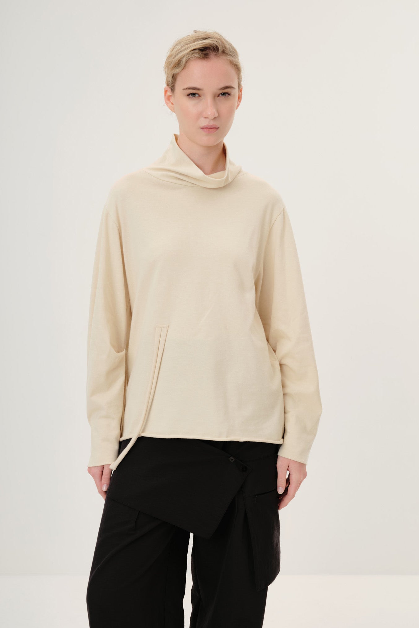 Blusa Anton Areia