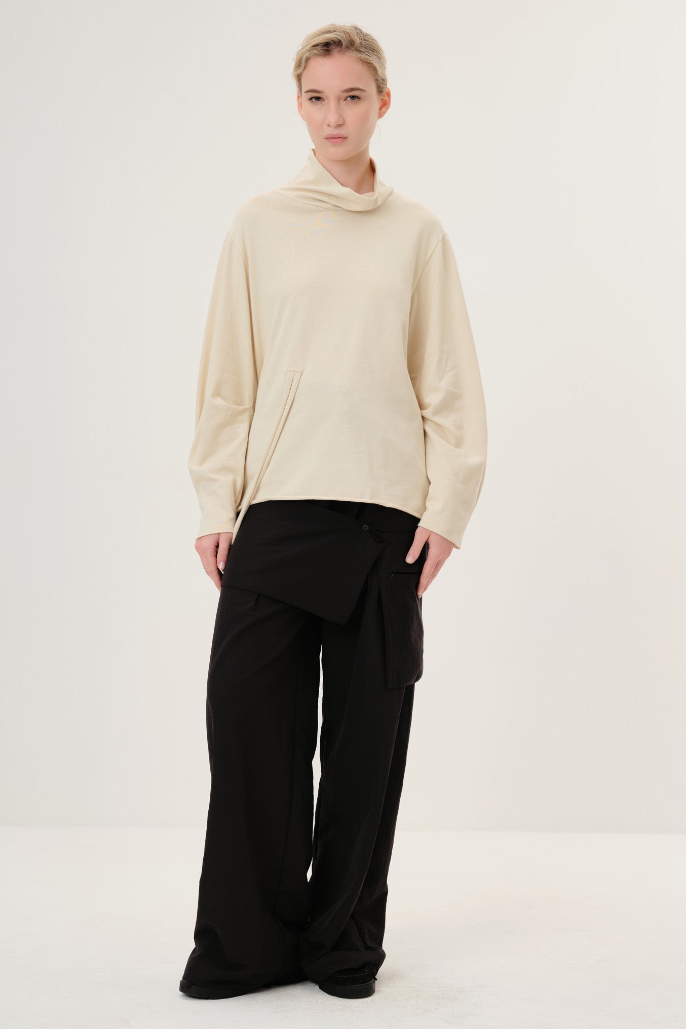 Blusa Anton Areia