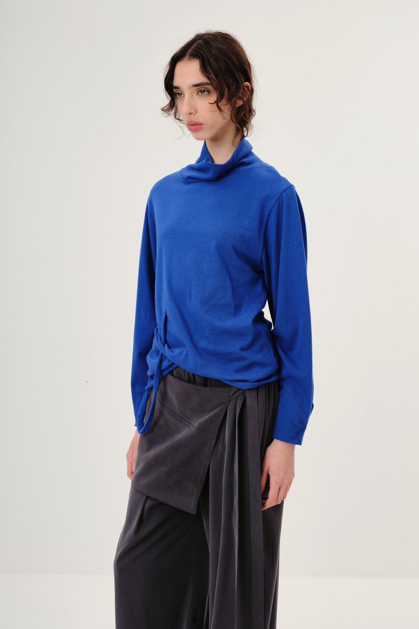 Blusa Anton Cobalto