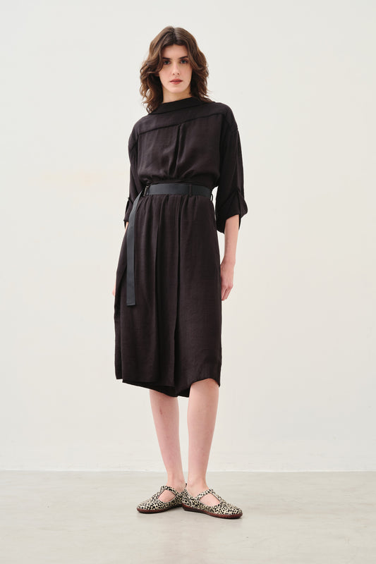 Saia-bermuda Iole Preto