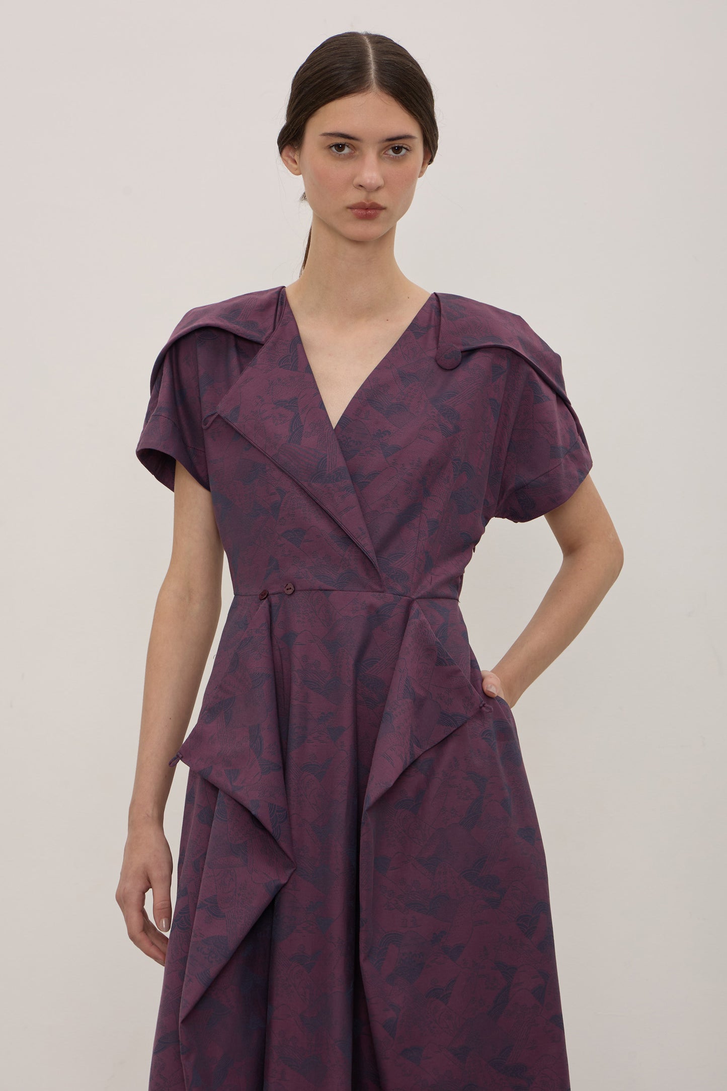 Vestido Tsuru Ameixa